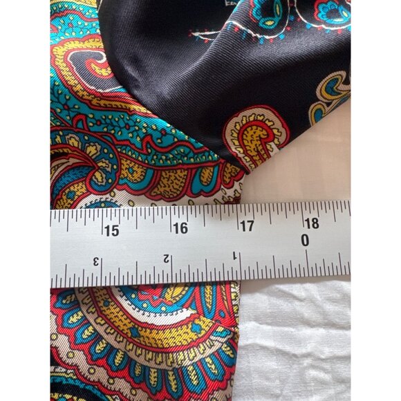 J Crew Silk Paisley Print Blouse With Decorative Neckline Details Size 0 Office - Picture 10 of 11